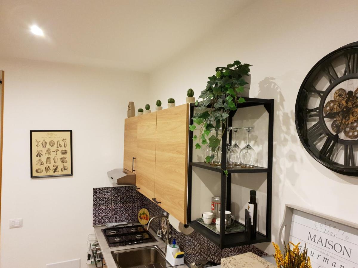 Officinale Rome Apartment, Pineta Sacchetti Exterior photo