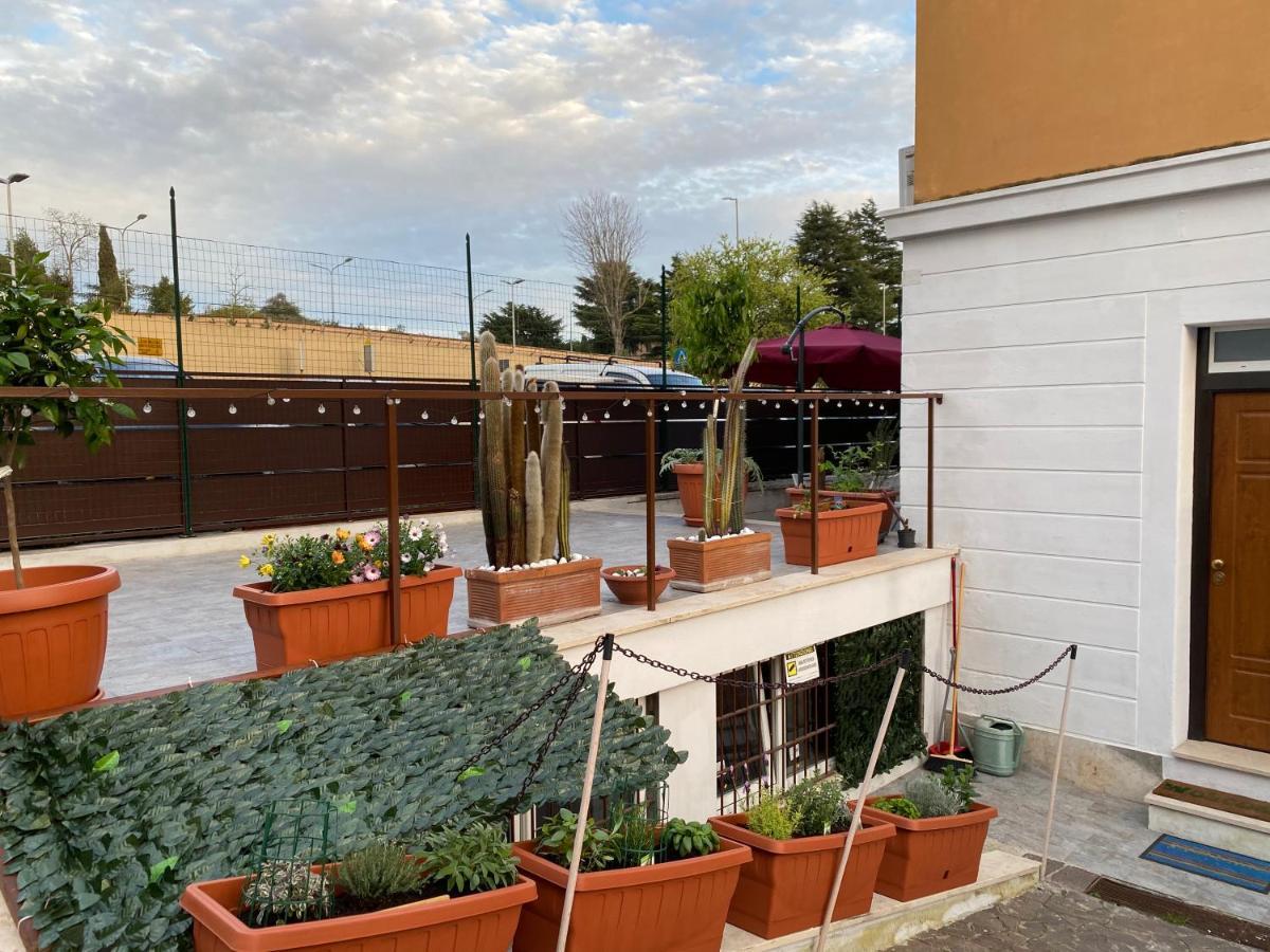 Officinale Rome Apartment, Pineta Sacchetti Exterior photo